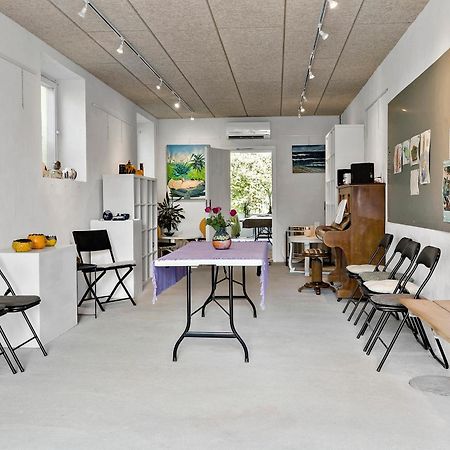 Bed and Breakfast Logi I Hus Med Kunst Og Have Vestervig Екстер'єр фото